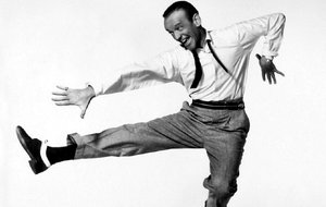 Végrendeletében tiltotta meg Fred Astaire, hogy életéről film készüljön