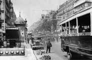 Boulevard Montmartre a Rue Montmartre kereszteződéstől nézve 1931-ben  <br /><i>MZSL/Ofner Károly, Fortepan</i>
