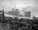 A HMS Exeter Plymouthba érkezik 1940 februárjában <br /><i>Fotó: Hulton Getty</i>