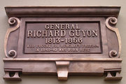 Emléktábla Guyon Richérd szülőházán, Barth városában