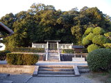 Dzsitó császárnő sírja fölé magasodó szentély