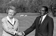Mugabe és Margaret Thatcher