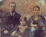 Jesse James, felesége Zerelda Mimms és lányuk