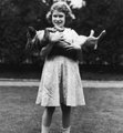 A kis Erzsébet kutyájával 1936-ban