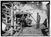 Két másik fiú ugyanannál a szénbányánál (1910)