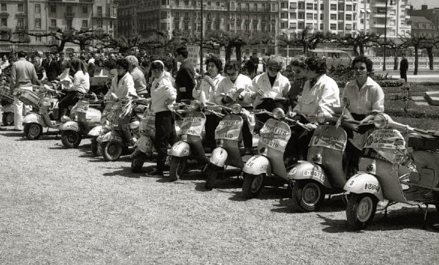 Darázsra emlékeztető formája és hangja után kapta nevét a legendás Vespa