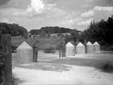 A brit Home Guard fegyveresei egy sussexi betonakadálynál a II. világháború alatt - a lakosság nagy része kivette részét a német invázióra való felkészülésből