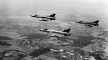 Az izraeli légierő Mirage III vadászrepülői a Sínai-félsziget felett a hatnapos háborúban (kép forrása: septimomilenio.com)