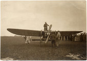 Blériot készül a csatorna átrepülésére (kép forrása: airandspace.si.edu)