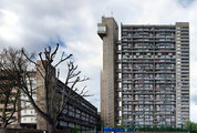 A Trellick Tower (kép forrása: archdaily.com)