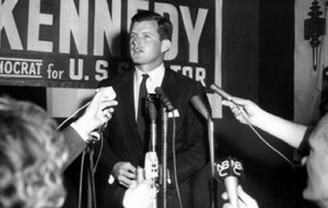 Politikába született Ted Kennedy, a „szenátus oroszlánja”