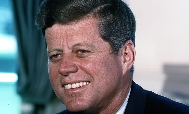 John F. Kennedy az Ovális Irodában