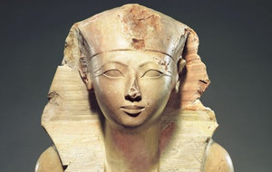 Teljesen el akarták törölni az egyik legnagyobb egyiptomi uralkodó emlékét
