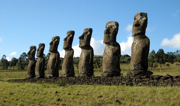 Moai szobrok