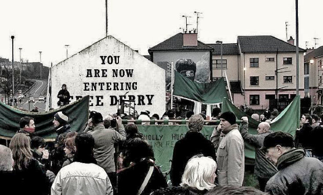 Felvonulás Derryben
