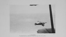 Repülés közben, 1932-ben