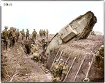 Egy német lövészárok ejtette foglyul a britek Jácint elnevezésű H-zászlóaljának egyik tankját, miközben támogatást igyekezett nyújtani a Leicestershire-i ezred első zászlóaljának Ribecourt nyugatra, 1917. november 20-án