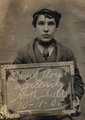 David Lloyd (15): egy kefét és egy dobozkát csent el (1902. november 10.)
