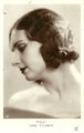 A firenzei születésű, 17 esztendős, elegáns divatházban dolgozó Derna Giovannini (1912-1978) 1929-ben könnyedén nyerte a harmadik Olaszország Szépe versenyt, azonban a Miss Európa-sorozat első versenyén már nem termett számára babér