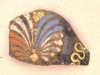 17. századi aranyozott felületű habán (?) kerámiaedény töredéke