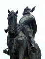 Kálmán herceg lovasszobra. IV. Béla öccse a muhi csatában szerzett sebesüléseibe halt bele
