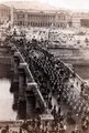 Hídon átkelő menet a Concorde téren 1863. augusztus 15-én