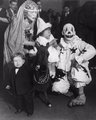 Amikor 1930-ban a cirkusz egy gyermekkórházba látogatott, Charlie Smith bohócnak nem aratott éppen osztatlan sikert.