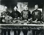 Orvoshallgatók tanulmányoznak egy holttestet, 1901.