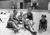 Jókedvű strandolók (1933)