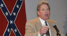 David Duke louisianai politikus, a Ku Klux Klan Lovagjai nevű szervezet volt vezetője