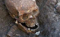 III. Richárd koponyája maradványai megtalálásakor