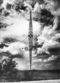 A 314 méter magas lakihegyi antennatorony 1933-as átadása óta Magyarország legmagasabb építménye, 1940 (Adományozó: Rádió és Televízió Újság)