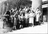 Az Eötvös-gimnázium tanáraként diákjaival