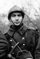Mitterrand katonaként a második világháború elején (kép forrása: picturesboss.com)