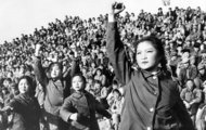 Kínai nők egy propagandafényképen a „kulturális forradalom” idején (kép forrása: The New Yorker)