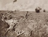 Csatajelenet a belgiumi Zonnebekénél (1917 körül)