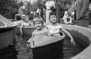 Csónakázás a kis vidámparkban (1958)