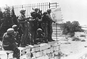Diadalmas izraeli katonák 1967. június 7-én
