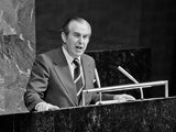Hajim Herzog az ENSZ közgyűlése előtt 1975-ben (kép forrása: mfa.gov.il)