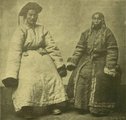 Mongolok téli ruházatban, Zichy Jenő expedícióján készített kép (kép forrása: dka.oszk.hu)
