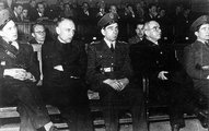 Mindszenty bíboros a vádlottak padján 1949-ben (kép forrása: szabadmagyarszo.com)