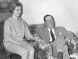 Perón harmadik feleségével, Isabelával (kép forrása: taringa.net)