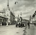 A kolozsvári Wesselényi Mikós utca Szamos-híd felé nézve:zékely küldöttség a magyar csapatok bevonulása idején