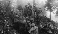Körülzárt olasz csapatok 1917 novemberében (kép forrása: centenarynews.com)