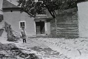 Hullám utca, szemben a Kőműves utca 15. számú ház (1912)