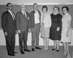 Katherine Johnson (jobbra) és kollégái egy csoportképen 1970-ben