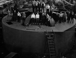 Mérnök hallgatók állnak a gátba szánt generátor tetején New Yorkban 1935. január 30-án