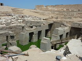 Ozirisz templomának romjai Abüdosznál (kép forrása: Flickr)