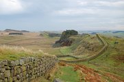 Hadrianus fala, a római Britannia északi határa (kép forrása: Pixabay)