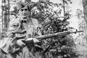 Ljudmila Pavlicsenko 26 éves korára 309 ellenséges katonával végzett, a négy alkalommal is megsérült lányra vadásztak a németek